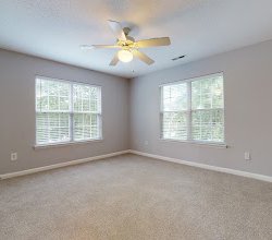 Northstone Apartments bedroom