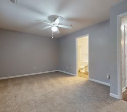 Northstone Apartments bedroom
