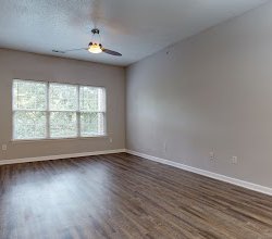 Northstone Apartments bedroom